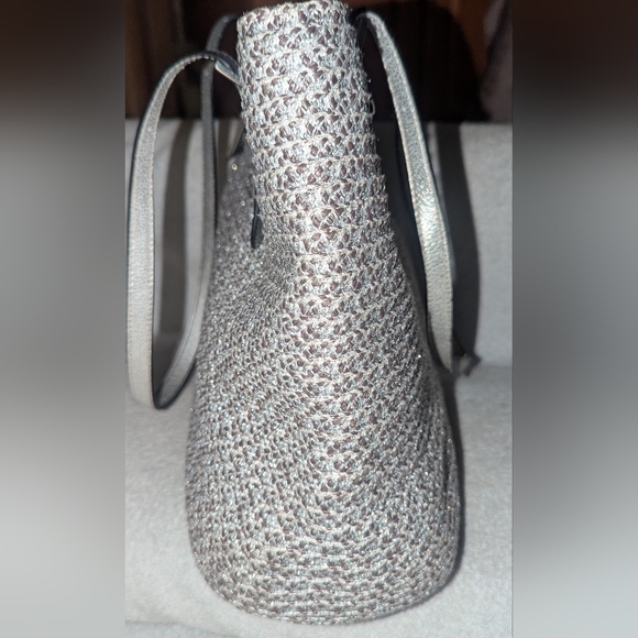 Eric Javits New York gray and metallic raffia tote bag. - Picture 7 of 14